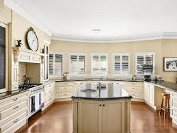 Check spelling or type a new query. 2gb Star Ray Hadley Fetches Huge Price For Epic Mansion News Com Au Australia S Leading News Site