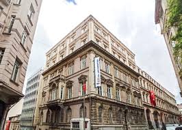 Bu puanlar ile beraberinde yer alan incelemede 2018 üniversitesi yerleştirme puanlarına göre elde edilmiş olup 2019 tyt ve ayt yani yks ye girip tercih yapacak olan üniversite adayları bu başarı sıralamalarını ve taban özyeğin üni. Basin Ilan Haberleri Sayfa 1