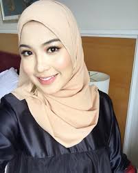 Macam mana eh bila janna nick kena prank? Bukan Niat Saya Untuk Berlagak Pandai Janna Nick Baru Baru Ini Janna Nick Ada Memuat Naik Gambar Selfie Dirinya Bersola Kecantikan Wanita Cantik Selebriti