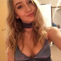 Kelly Rawlinson's Instagram, Twitter & Facebook