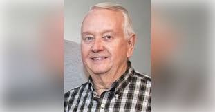 Crystal Graves's Instagram, Twitter & Facebook