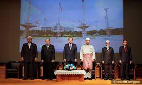 Kolej yayasan islam terengganu (kyit) merupakan satu institusi pendidikan tinggi yang dimiliki syarikat open access sdn. Dr Ahmad Samsuri Mokhtar On Twitter Pagi Ini Menyempurnakan Majlis Penyampaian Bantuan Persediaan Yayasan Terengganu Ke Ipt Peringkat Asasi Diploma Sesi 2018 2019 Belajarlah Dengan Bersungguh Sungguh Demi Merealisasikan Harapan Ibu Bapa Kalian