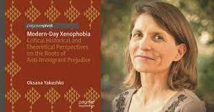 Jennifer Sieck's Instagram, Twitter & Facebook