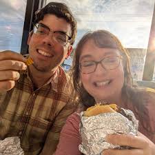 Happy 35th birthday to our close personal friend, Taylor Swift! I had such  a wonderful time throwing a birthday party for my favorite popstar princess  with some fellow Swifties! 🎉 Of course,