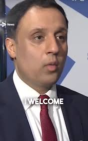 Stephen Flynn SNP , Worth a watch., He can’t even tell you if Keir Starmer  is doing a good job, or not., The Labour Party think the public are daft.