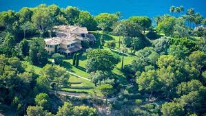 Somos una empresa comprometida con nuestros clientes como con supervisamos el control de cada villa para garantizarles las vacaciones que se merecen. Las Propiedades Millonarias De Michael Schumacher En Mallorca