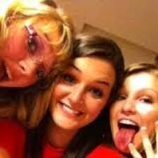 Sara Colin (@SaraSaracolin)