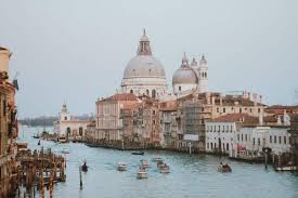 San marco, san polo, santa croce, cannaregio, castello. Where To Stay In Venice The Best Places To Stay On The Grand Canal Itsallbee Solo Travel Adventure Tips
