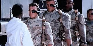 Люк не может стрелять в безоружных людей. Auch Universal Soldier Wird Als Standard 4k Ultra Hd Blu Ray Aufgelegt Dvd Forum At