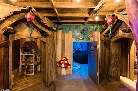 467 x 700 jpeg 57 кб. From Star Wars To Harry Potter The Incredible Fantasy Theme Villas In Orlando Daily Mail Online