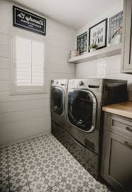 What's funny about laundry rooms is that we're in them a lot, yet we approach these spaces as an there's no standard laundry room size, shape or layout. 25 Nice Modern Farmhouse Laundry Room Design Ideas Page 30 Of 30