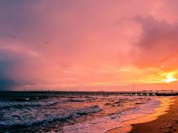 وقالت المصادر الأمنية ، أن المواطن جميل عيد جميل اسعيد (60 عاما) لقي مصرعه على الفور، جراء انفجار جسم مشبوه عندما كان يقوم بالتنظيف في محيط منزله. ØµÙˆØ± Ø¨Ø­Ø± Ø¬Ù…ÙŠÙ„ Ø§Ø¬Ù…Ù„ ØµÙˆØ± Ù…Ù†Ø§Ø¸Ø± Ø§Ù„Ø¨Ø­Ø± Ø§Ø­Ø¶Ø§Ù† Ø§Ù„Ø­Ø¨