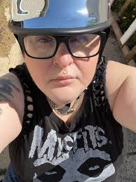 Learning to ride a motorcycle at own pace with safety endorsement