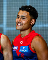 Andy Moniz-Wakefield will make his debut this Friday night against  Brisbane. 🔥🔴🔵 ⠀⠀⠀⠀⠀ Fresh off 35-disposals in the VFL. Go well, Andy 🤝