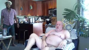 KennieJai jerks off and cums on a bears face