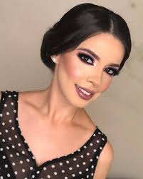 N E X T G I R L M O M 💕 WENDY PONCE Reina carnaval Mazatlán 2009 👑 . .  Eyebrows: @maccosmetics Eyeshadow: @pinkyrosecosmetics @mhmakeupmx  @makeupatelierparisofficial @hudabeauty @morphebrushes @inglotmexico  @katvondbeauty Contour: @