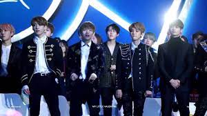 Taehyung ranked as the world's best fashion icon in 2019. Baekhyun And Taehyung Dancing Together And Jungkook Being Extra Youtube Christmas Recipes Dinner Main Courses Christmas Food Dinner Baekhyun