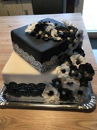 Hochzeitstorte Schwarz Weiss Hochzeitstorte Hochzeit Torten
