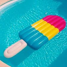 Les bouées gonflables sont des jeux de piscine que les enfants adorent pour s'amuser dans l'eau. Bouee Geante Batonnet Glace Esquimau Matelas Gonflable Neuf Ebay