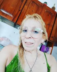 Angie Messer Tracy Bashford. Before I met you. I was at the back. !