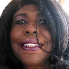 Can I substitute oil with butter in a pound cake recipe?