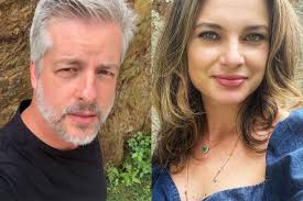 Apr 06, 2020 · namorada se muda para a casa de andré marques após um ano de relacionamento. Ex Mulher De Victor Chaves Se Reaproxima Dele Diz Colunista Marcia Piovesan