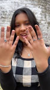 Feeling everything blue, but in the most stunning way! Sleek silver  jewellery from CLARA, featuring rings, earrings, and a bracelet blends  elegance and versatility, perfect for any occasion. Every ...