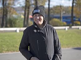 Peder fredricson och lisen bratt fredricson träffades när peder tränade kavaljerskuskarna på hovstallet i stockholm. Lisen Bratt Fredricson Equestrian Entrepreneur And Wonder Woman World Of Showjumping