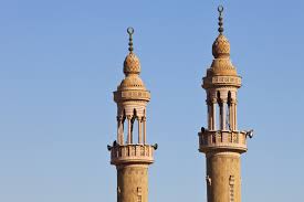 Though stylistically complex, even contradictory, the qualities frequently associated with the baroque are grandeur, sensuous richness, drama, vitality, movement, tension. Islamic Architecture Parts Of A Mosque