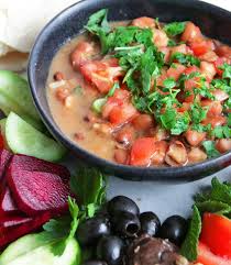 Arabisches Fruhstuck Foul Mudammas Whatinaloves Com Einfache Gerichte Rezepte Kichererbsen Eintopf