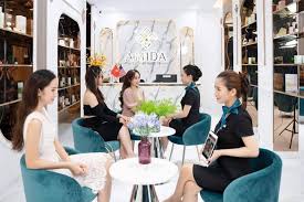 Có di chuyển qua cơ sở 1 tại 539 ngày 3 và 4 và 6/5, bn chỉ đi làm tại thẩm mỹ viện amida sau đó về nhà, không đi đâu hay tiếp xúc với ai ngoài đồng nghiệp trong công ty. Thong Tin Viá»‡c Lam Táº¡i Viá»‡n Tháº©m Má»¹ Quá»'c Táº¿ Amida Tuyá»ƒn Dá»¥ng 2021
