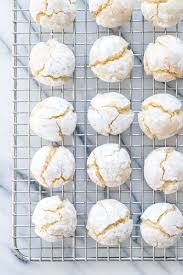 Soft Amaretti Cookies Love And Olive Oil Recipe In 2020 Almond Recipes Italian Cookie Recipes Amaretti Cookie Recipe