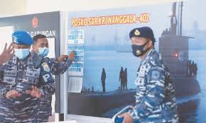 The indonesian navy is attempting to find a missing submarine, with 53 sailors on board. Gb0nfqp7gzu0sm
