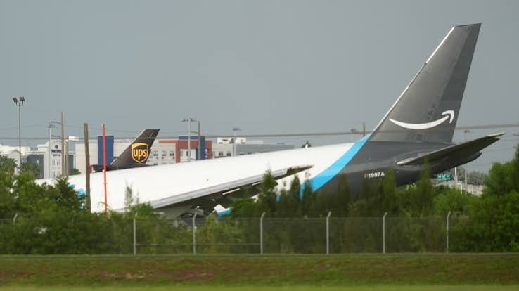 At least 5 dead after Amazon cargo plane barreled off runway at Miami airport - ABC7 New York