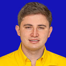 Shannon Marroquin's Instagram, Twitter & Facebook