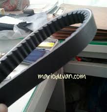 Tiga tiang di rumah roller dibabat (kiri). Ukuran V Belt Motor Matic Yamaha
