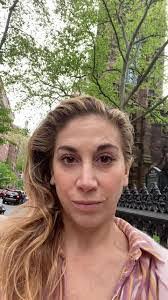 Kerri Wiseman's Instagram, Twitter & Facebook