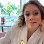 Laura Habeck's Instagram, Twitter & Facebook