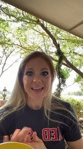 Katie Roos's Instagram, Twitter & Facebook