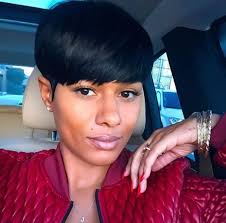 Mens toupee hair toupee hairstyles haircuts haircuts for men latest hairstyles european hairstyles pixie haircuts comb over fade haircut short 50 best mens haircuts. Issaclassic These 90s Hairstyles Are Making A Serious Comeback Hype Hair
