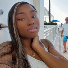 Decora Fletcher's Instagram, Twitter & Facebook