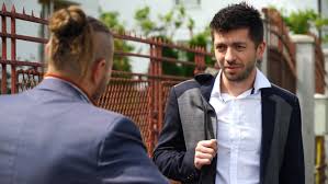 Avem 3 stiri despre mircea bravo. Mircea Bravo Un Nou Viral Repetentul Clasei Candidat La Europarlamentare Video Stiri Diaspora