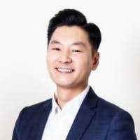 David Ruest's Instagram, Twitter & Facebook