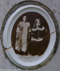 Robello Family History: Last Name Origin & Meaning