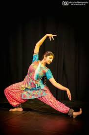 Http Www Pinterest Com Pin 24769866676086771 Bharatanatyam Indian Classical Dance Indian Dance Indian Classical Dance Bharatanatyam Poses