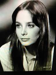 Guess this actress. Do you remember her?