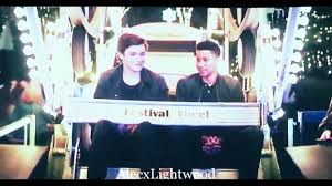 Simon And Bram On The Ferris Wheel Love Simon Love Simon I Movie Nick Robinson