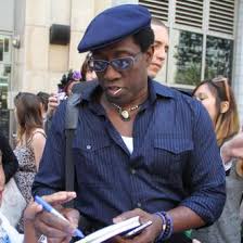 Rumors that the person is wesley snipes, were swiftly denied by the actor. Wesley Snipes Accused Of Beating Halle Berry Contactmusic Com