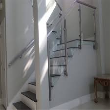 In addition to providing excellent protection against bumps or shakes, the glasses provide high brightness. Best Price Side Mount Post Glass Railing For Stairs