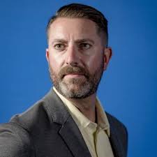 David Eggert (@DavidEggert00)